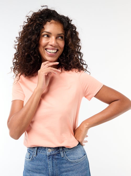 Katoenen T-shirt voor dames met ronde hals en korte mouwen - Kiabi Katoenen T-shirt voor dames met ronde hals en korte mouwen - Kiabi