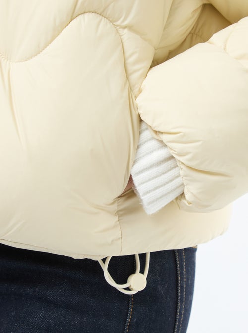 Kort donsjack met opstaande kraag en met fleecestof gevoerde zakken - Kiabi