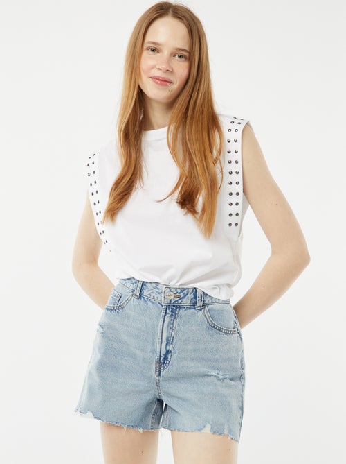 Kort spijkershort met decoratieve slijtplekken en raw-cut afwerking - Kiabi