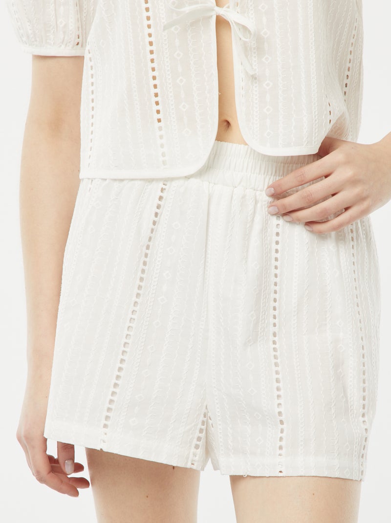 Korte broek met borduursel en ajourtricot WIT - Kiabi