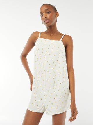 Korte jumpsuit met blote rug