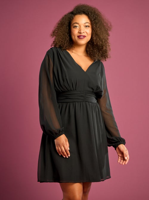 Korte jurk met gedrapeerde ceintuur - Kiabi