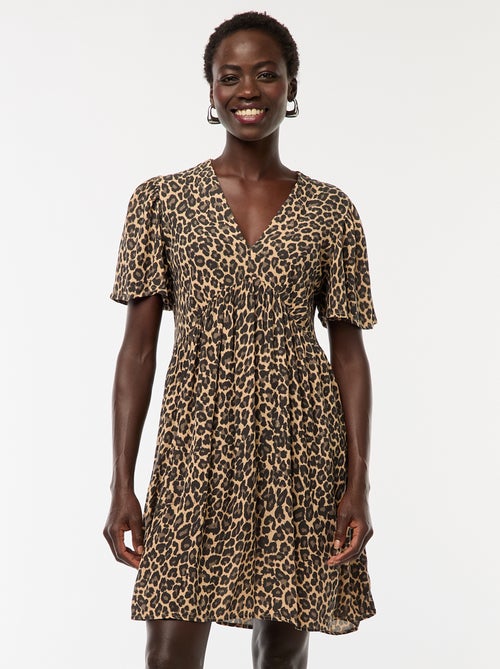 Korte jurk met korte mouwen en ruche aan de rand - Kiabi