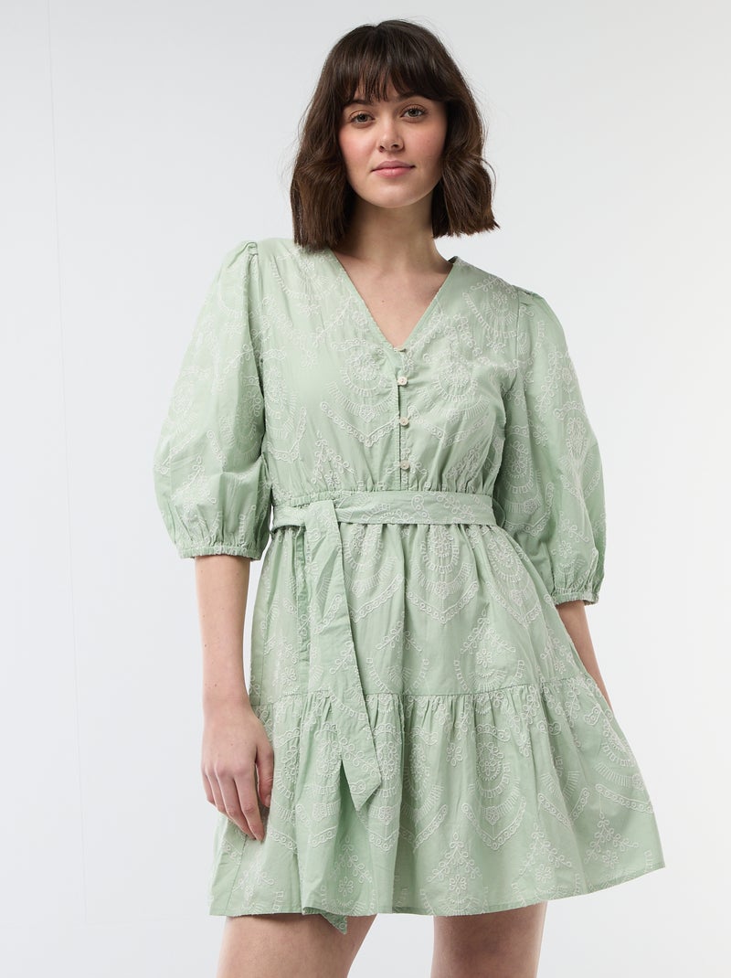 Korte jurk met lagen en broderie anglaise Groen - Kiabi