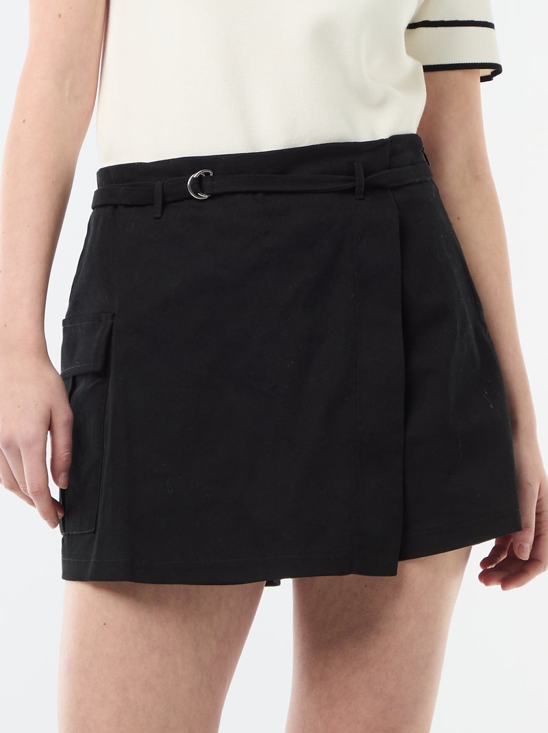 Korte rokshort met riem Zwart - Kiabi