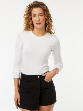 Korte skort van spijkerstof