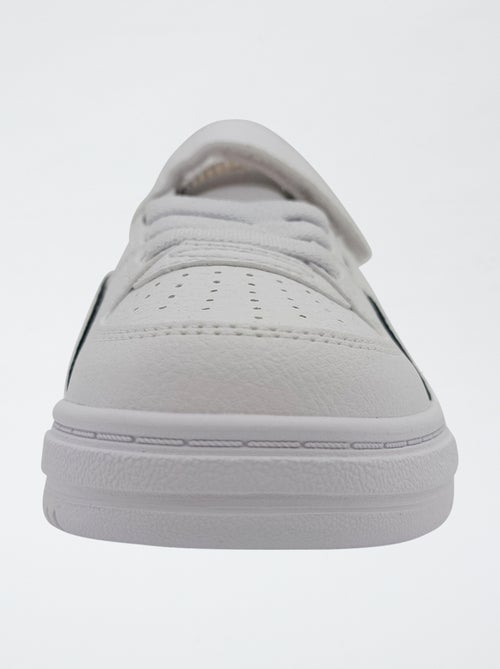 Lage 'PUMA' sneakers met veters en klittenband - Kiabi Lage 'PUMA' sneakers met veters en klittenband - Kiabi
