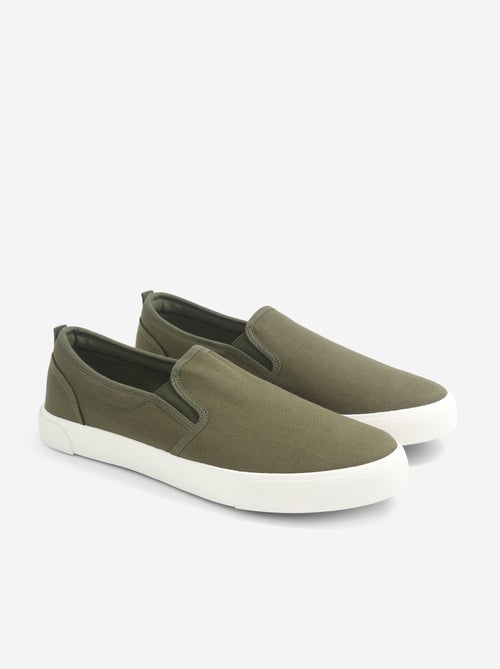 Lage slip-on sneakers - Kiabi Lage slip-on sneakers - Kiabi