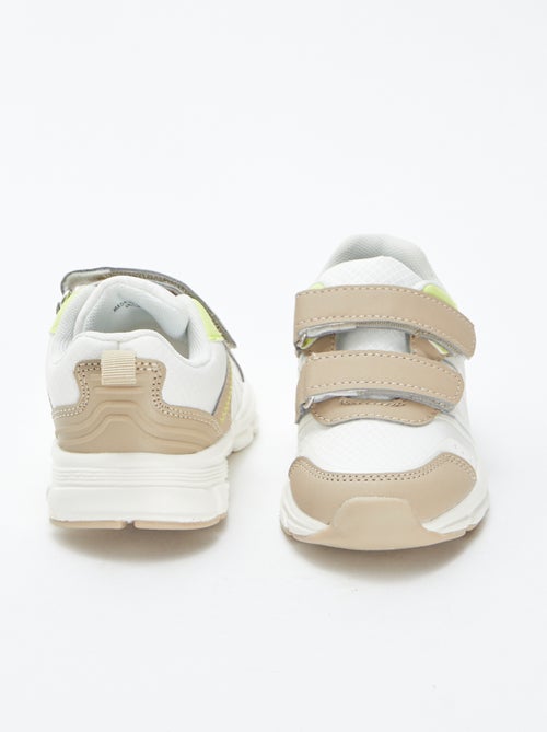 Lage sneakers met fluorescerende details - Kiabi