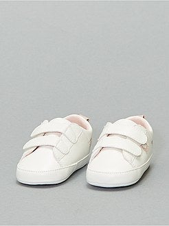 Schoenen - Lage sneakers met hartjes - Kiabi