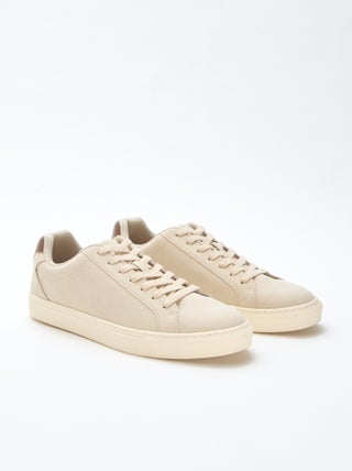 Lage sneakers met textuur