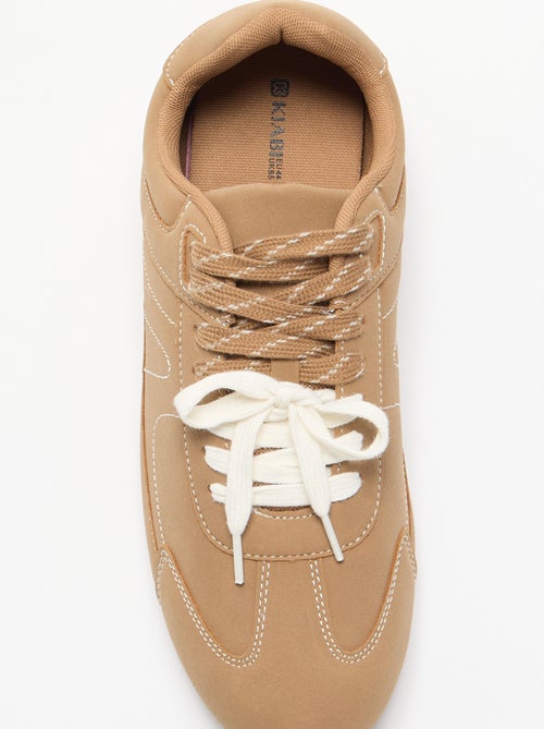 Lage sneakers met tweekleurige veters - Kiabi Lage sneakers met tweekleurige veters - Kiabi