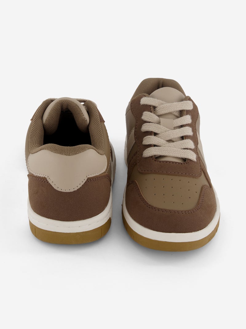 Lage sneakers met veters Bruin - Kiabi