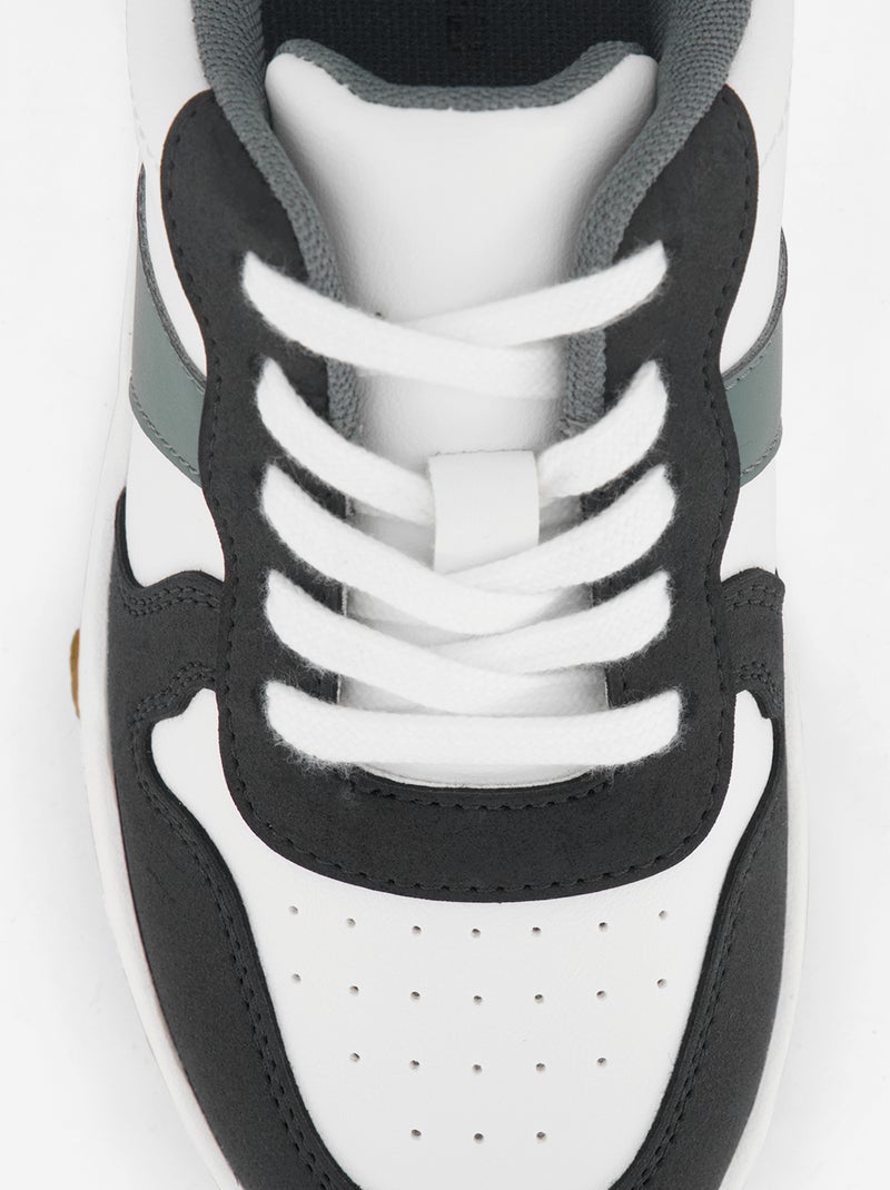 Lage sneakers met veters Wit - Kiabi