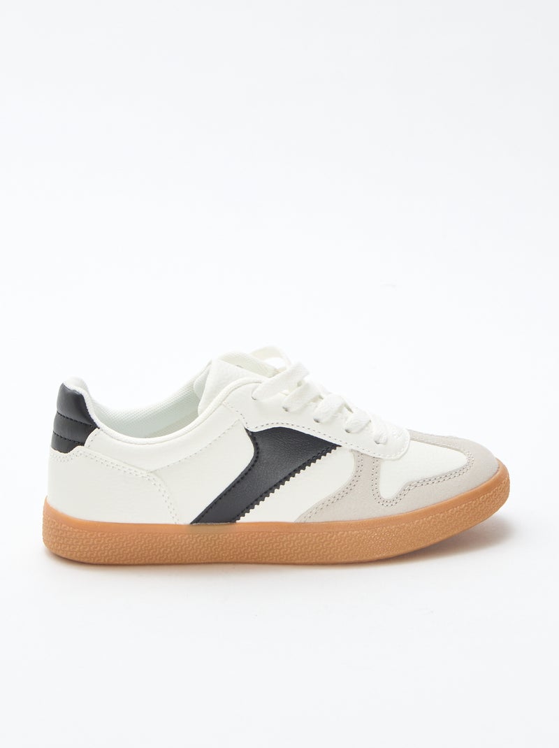 Lage sneakers van suède met contrasterend inzetstuk Wit - Kiabi