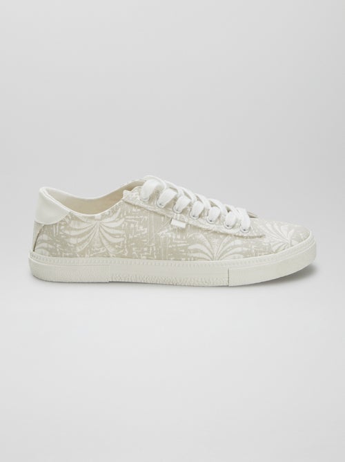 Lage, stoffen sneakers met print - Kiabi