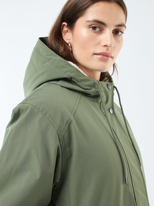 Lange parka met capuchon en voering met schapenvachteffect - Kiabi