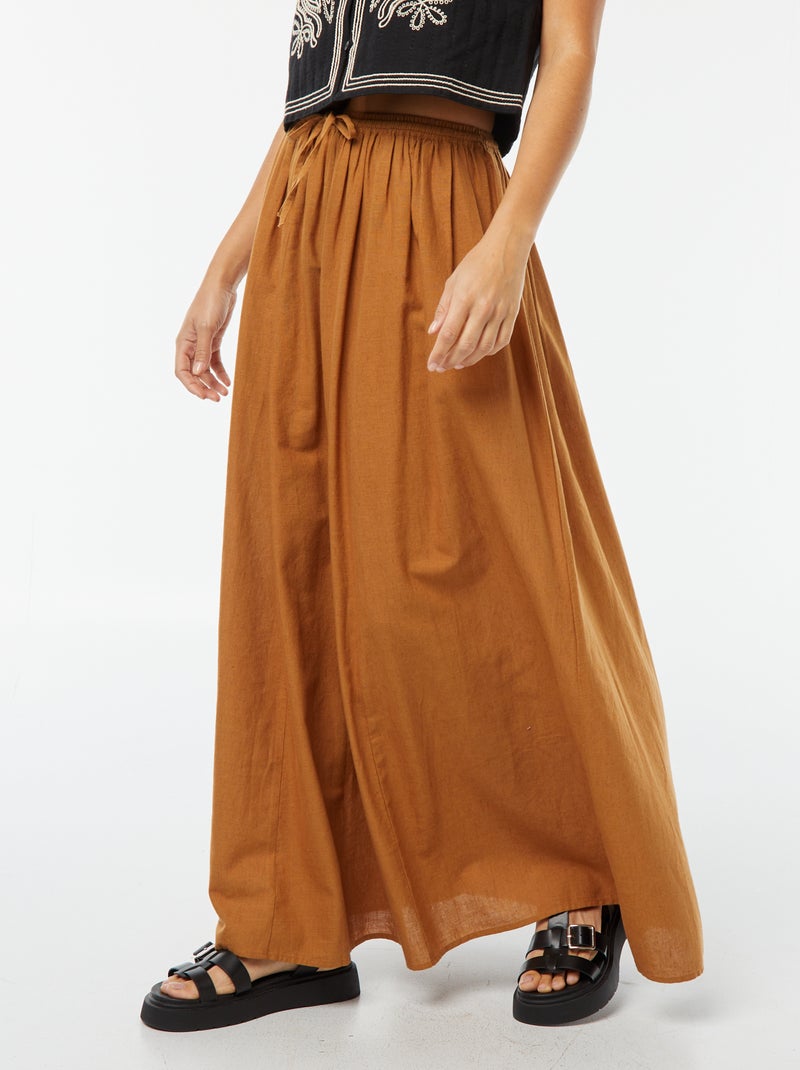 Lange rok met elastische tailleband en strikkoordje Bruin - Kiabi