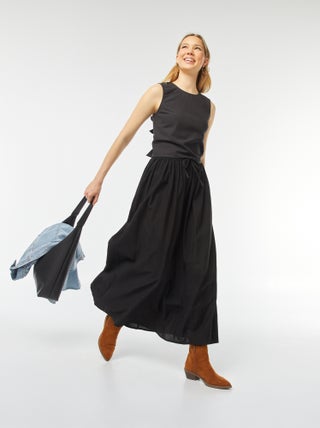 Lange rok met elastische tailleband en strikkoordje