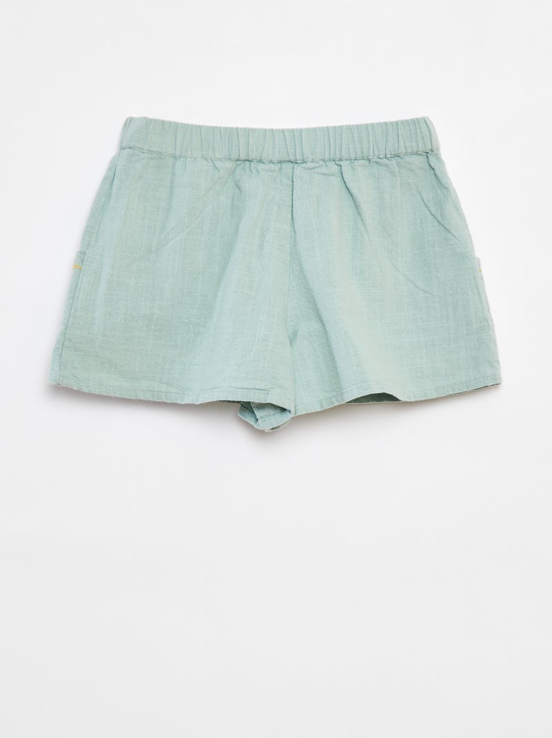 Licht short met borduursel en 2 zakken GROEN - Kiabi