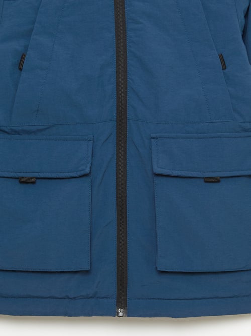 Lichte parka met kap en 2 opgestikte zakken met klep - Kiabi