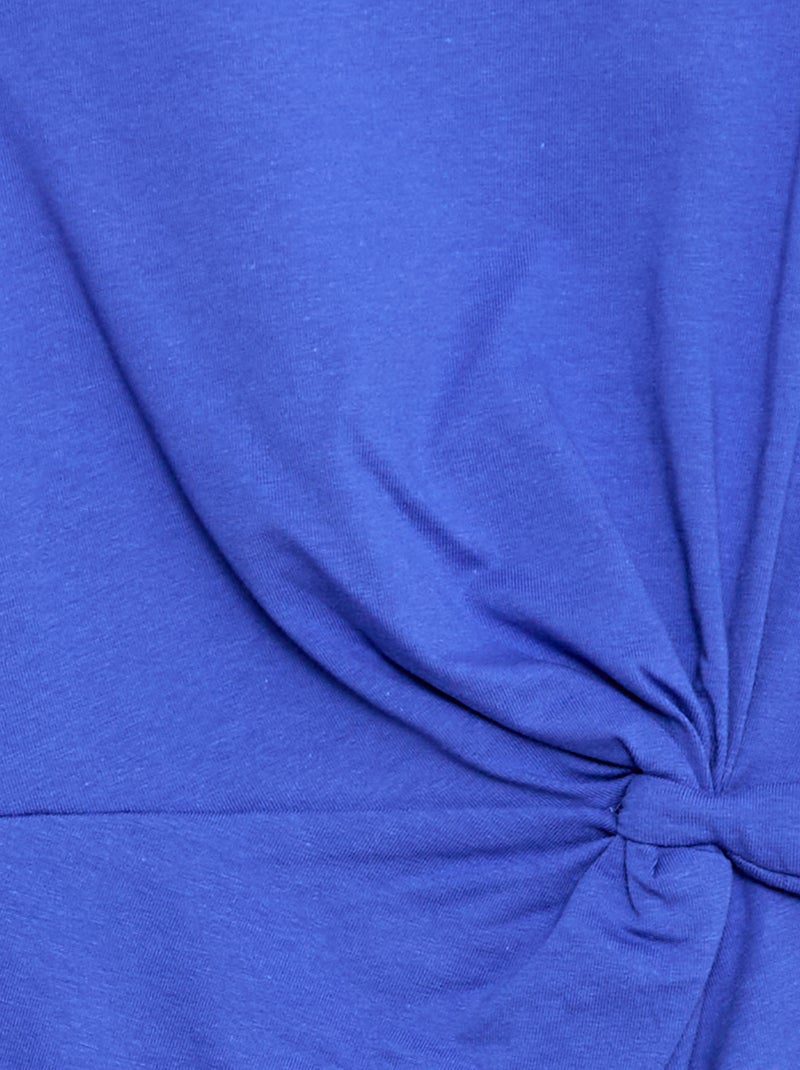 Midi T-shirtjurk met decoratieve knoop vooraan Blauw - Kiabi