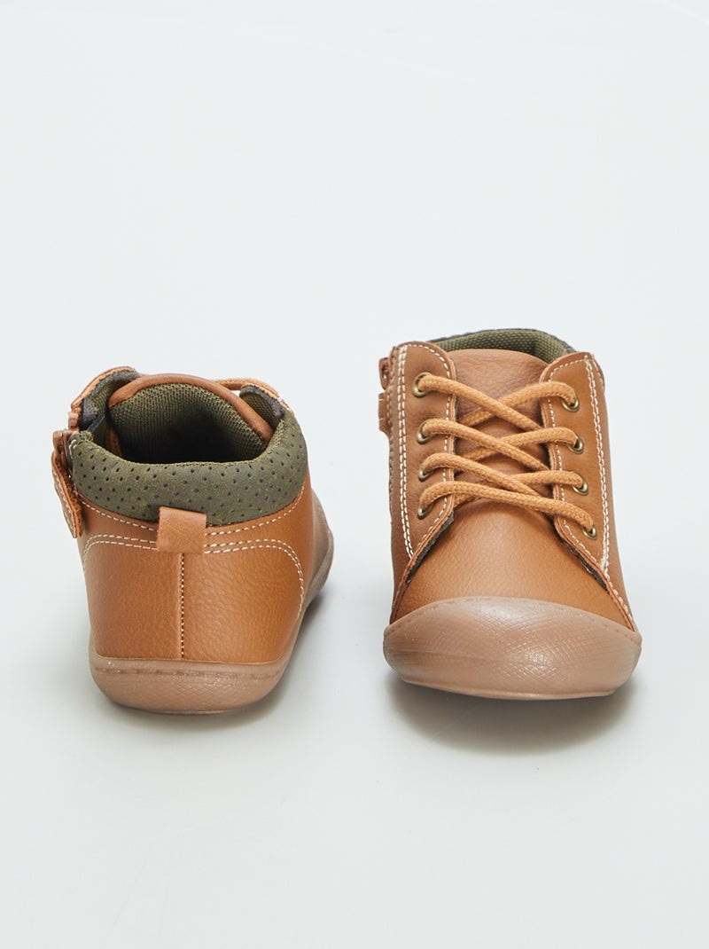 Mijn eerste schoentjes BRUIN - Kiabi