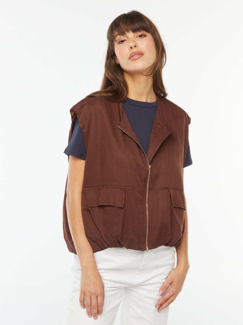 Mouwloos jasje van satijnachtige stof met rits bruin - Kiabi
