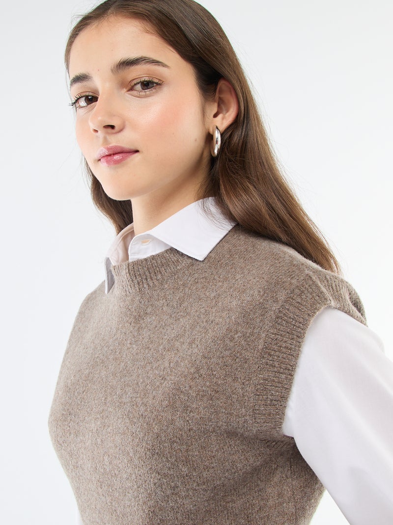 Mouwloos truitje van warm tricot Bruin - Kiabi