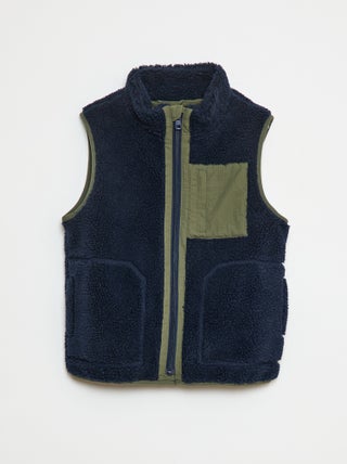 Mouwloos vest met schapenvachteffect