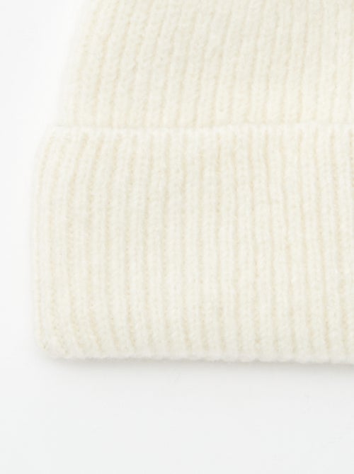 Muts met omslag en ribbelpatroontje - Kiabi