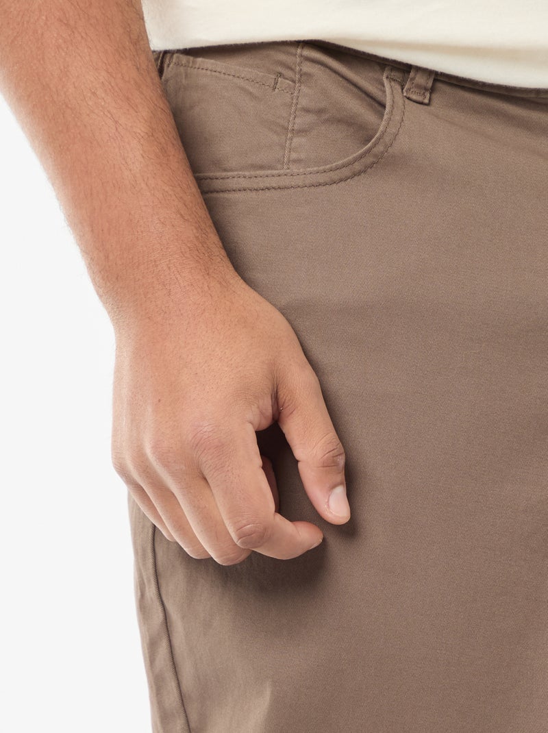 Nauwsluitende broek met 5 zakken L34 Bruin - Kiabi