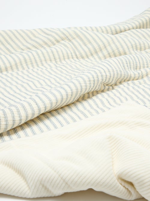 Omkeerbare katoenen mousseline deken met ribfluweel - Kiabi Home - Kiabi