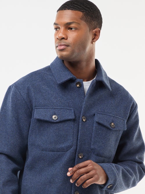 Overhemd met 2 borstzakjes met klepje en knoop - Kiabi