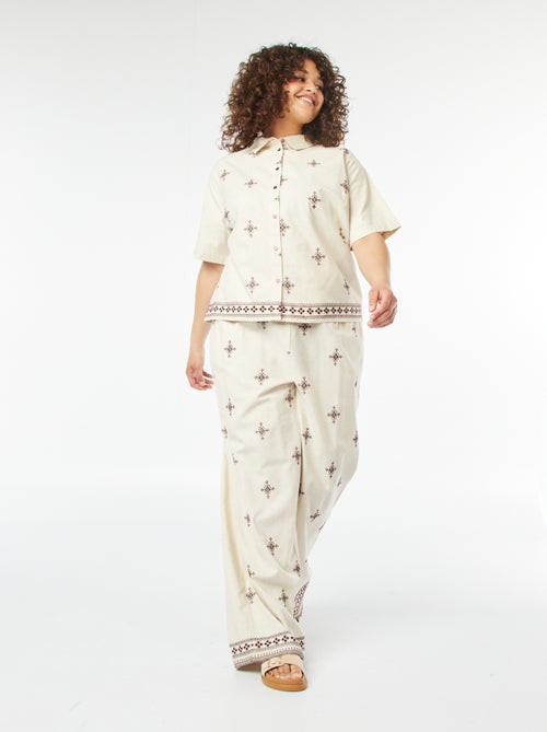 Overhemd met korte mouwen en geborduurde motiefjes - Kiabi