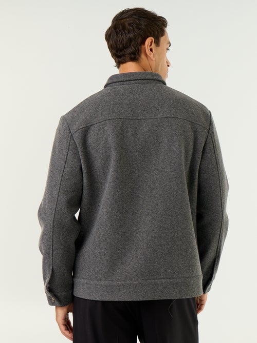Overhemdjas met wol-look en borstzakken - Kiabi Overhemdjas met wol-look en borstzakken - Kiabi
