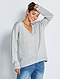     Oversized met een V-hals afbeelding 1
