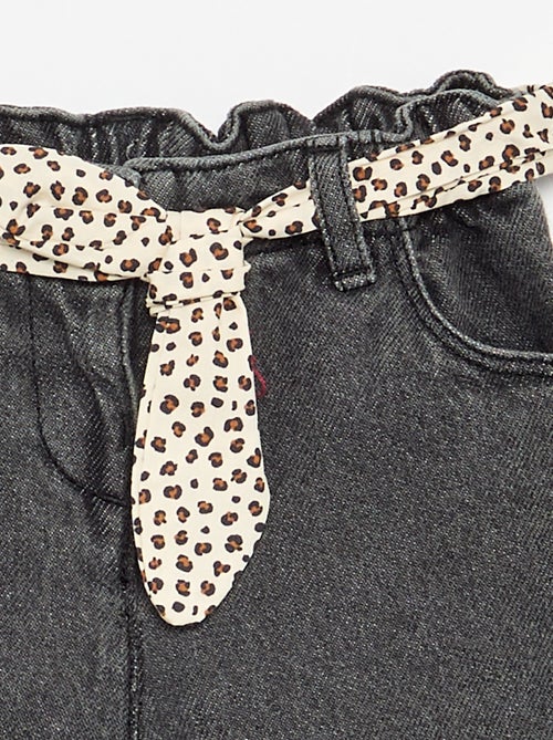 Paperbagjeans + riem met motiefje - Kiabi