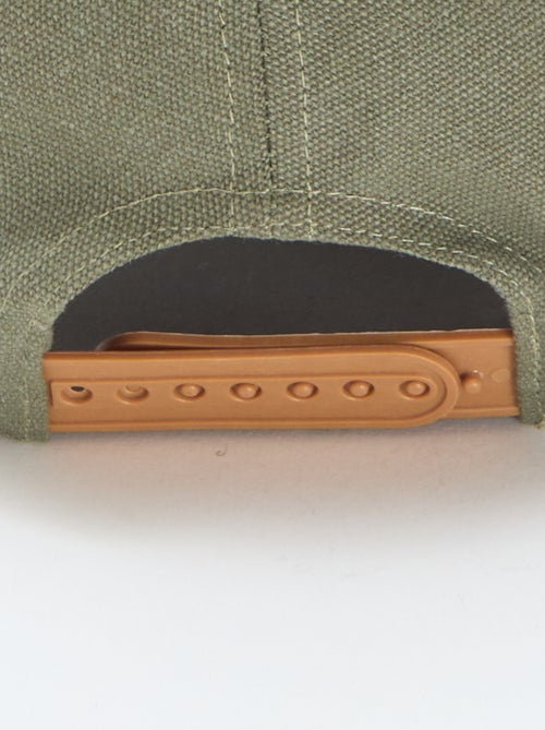 Pet met klep van ribstof - Kiabi