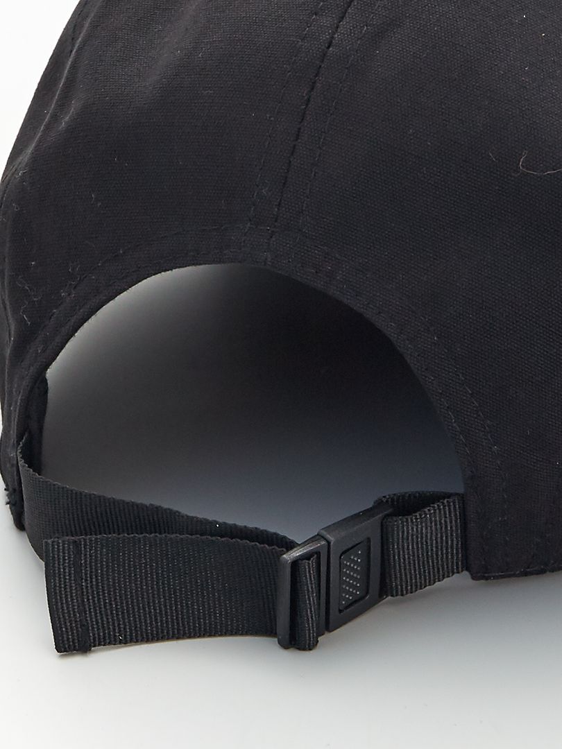 Pet met platte klep zwart Kiabi 7.00€