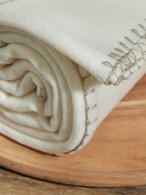 Plaid met afwerking in contrasterende kleur - Kiabi