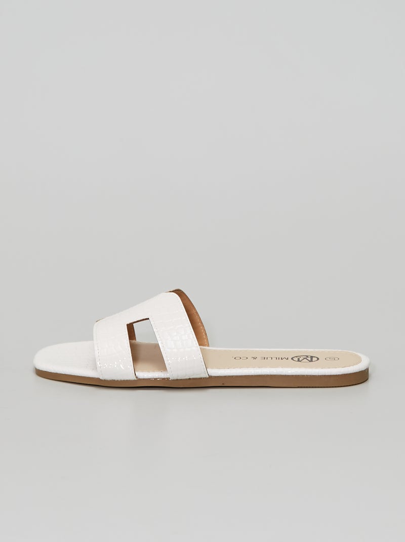Platte, glanzende slippers wit - Kiabi