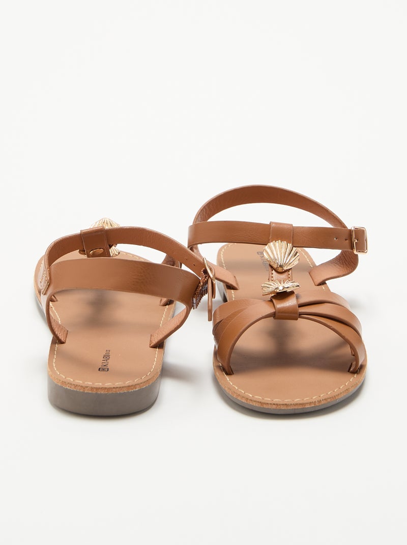 Platte sandalen met fantasie schelpbijoux Bruin - Kiabi