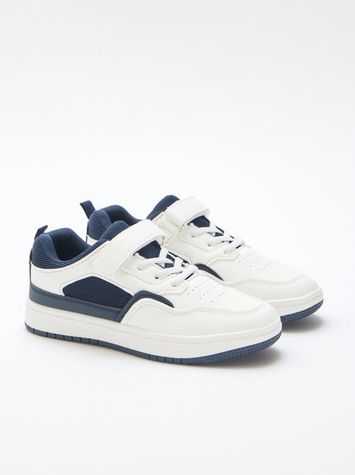 Platte sneaker met contrasterende tweekleurige klittenbandsluiting - Kiabi