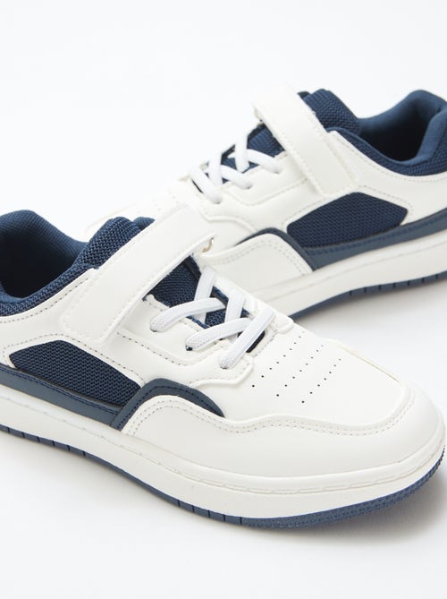 Platte sneaker met contrasterende tweekleurige klittenbandsluiting - Kiabi