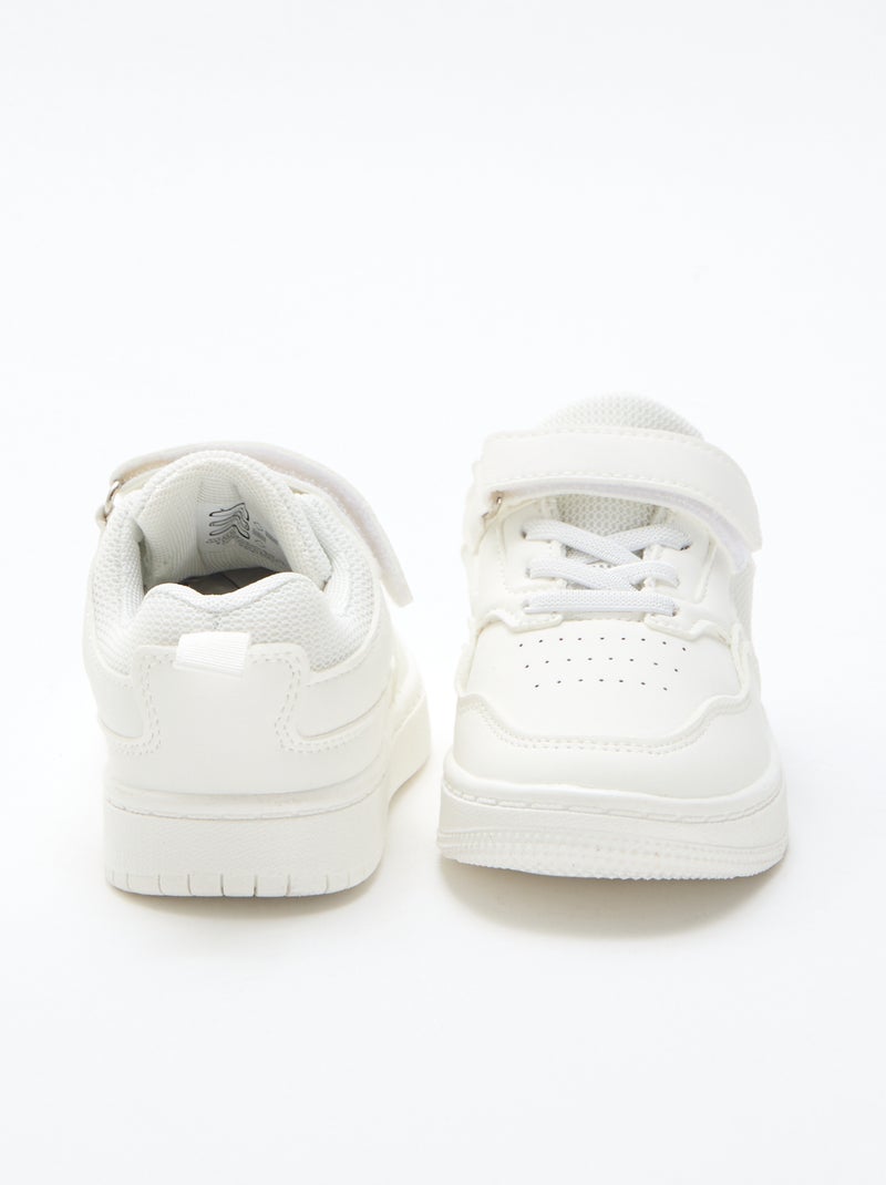 Platte sneaker met klittenband uni Wit - Kiabi