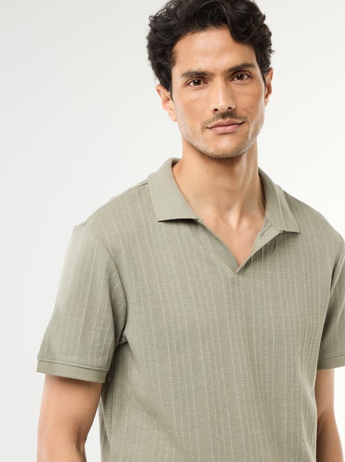 Polo met korte mouwen en gewafelde stof - Kiabi Polo met korte mouwen en gewafelde stof - Kiabi
