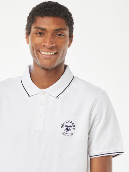 Polo van piquékatoen met geborduurd detail op de borst - Kiabi