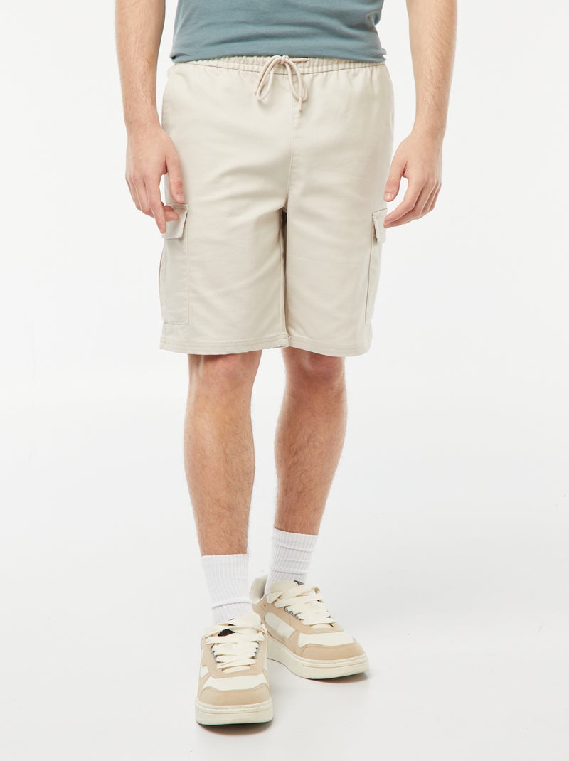 Rechte bermuda met klepzakjes GRIJS - Kiabi