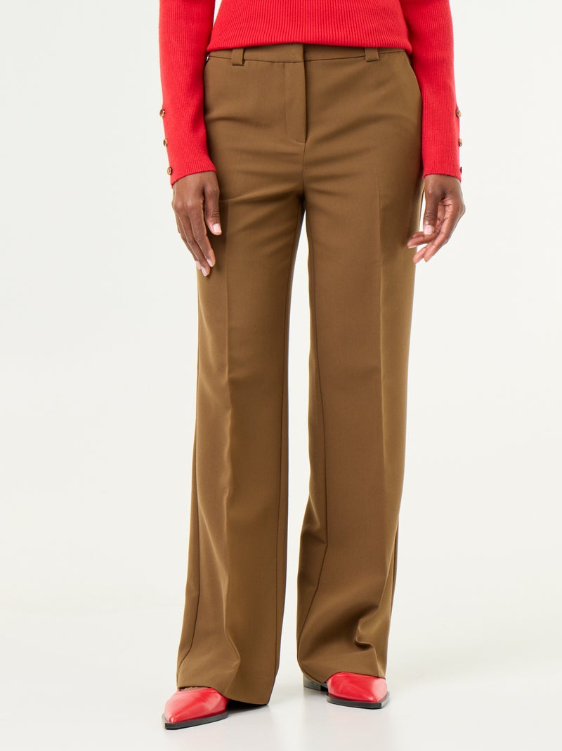 Rechte broek met ceintuur in de taille Bruin - Kiabi